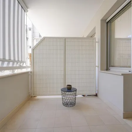公寓 Calle - Center Modern Apartment+balcony 巴里