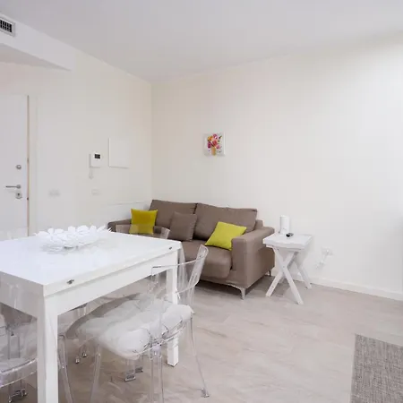 Calle - Center Modern Apartment+balcony