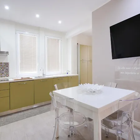 Calle - Center Modern Apartment+balcony 公寓