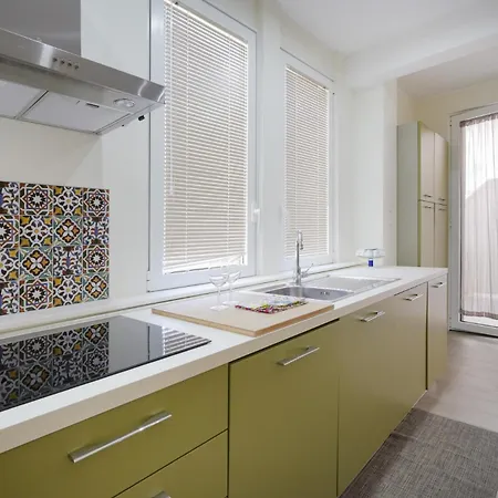 公寓 Calle - Center Modern Apartment+balcony 巴里